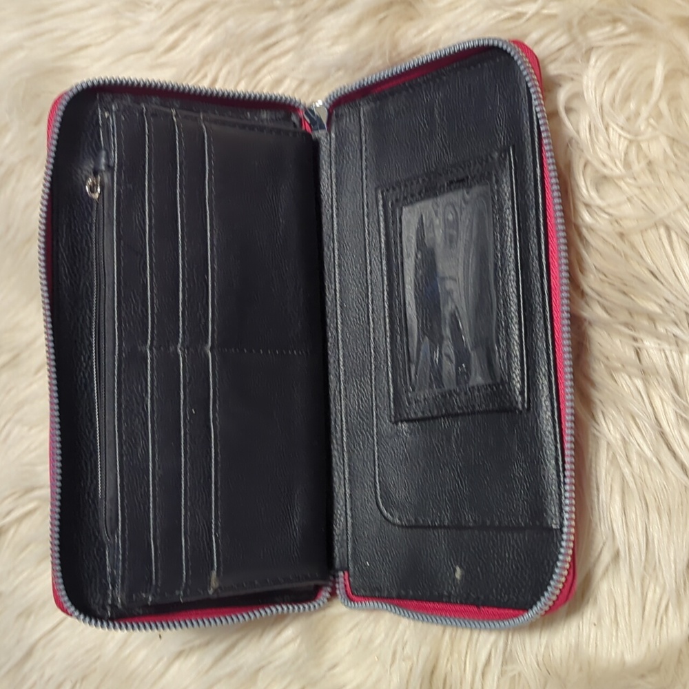 Betsey Johnson Wallet - Picture 5 of 7